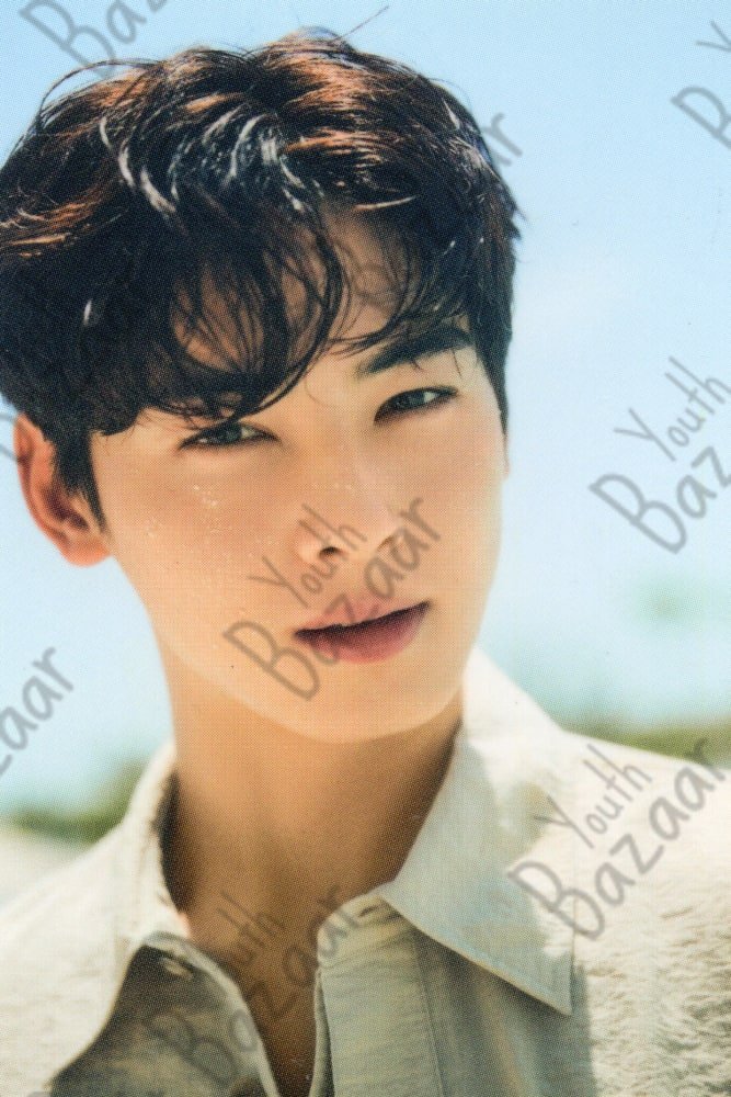 Cha Eun-Woo - Magazine Photo Book 20