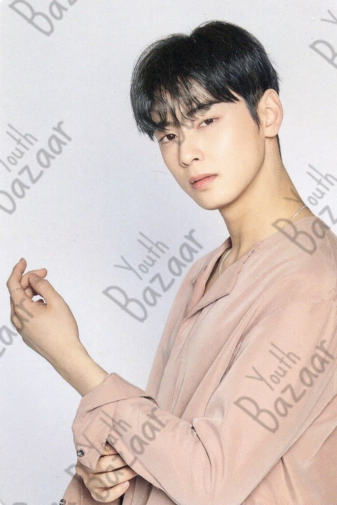 Cha Eun-Woo - Roroha 2020 Pop Up 2