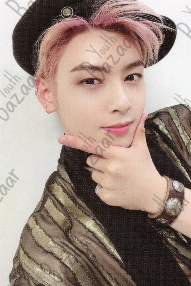 Cha Eun-Woo - Switch on