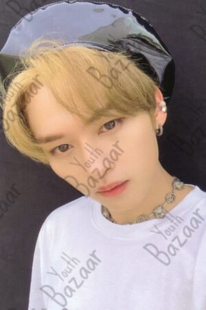 Lee Know - Noeasy Concept A