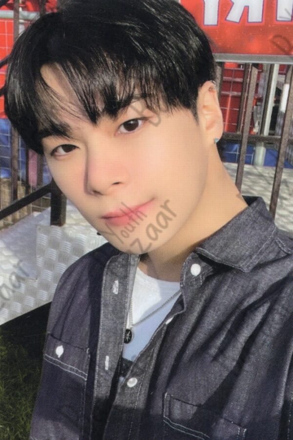 Moon Bin - 2022 Official Photo Book Magazine | Photocards Astro