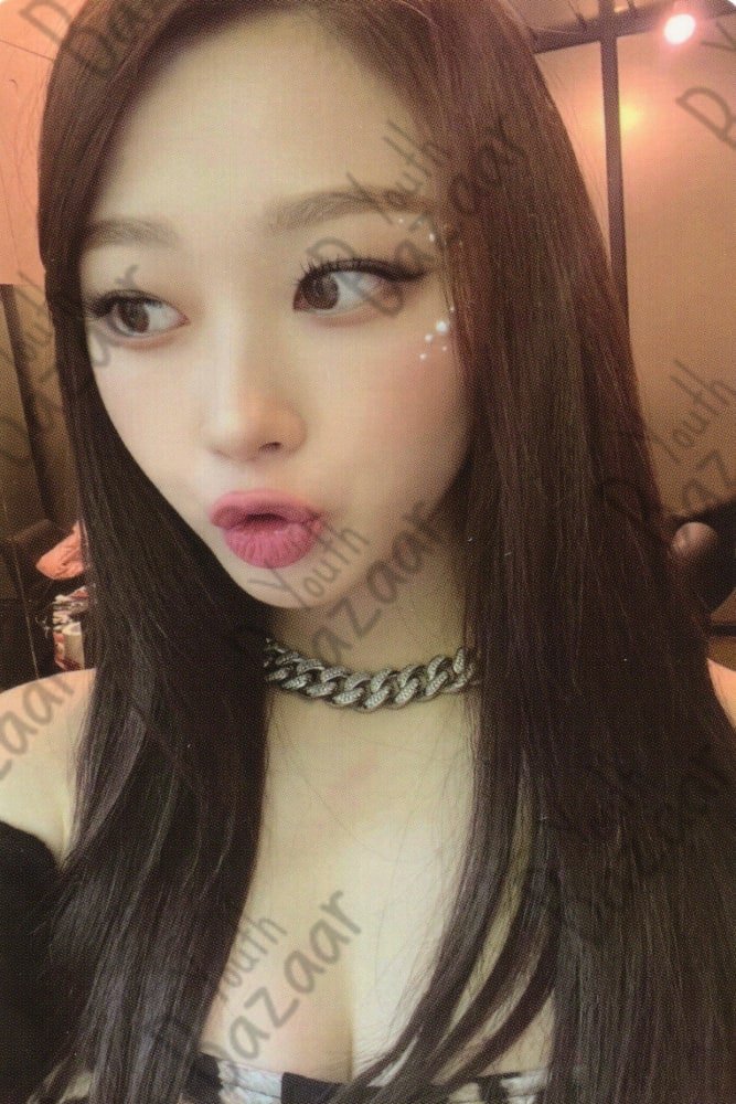 Giselle - 2022 Winter Smtown Smcu Palace (membership Card Ver.) 1