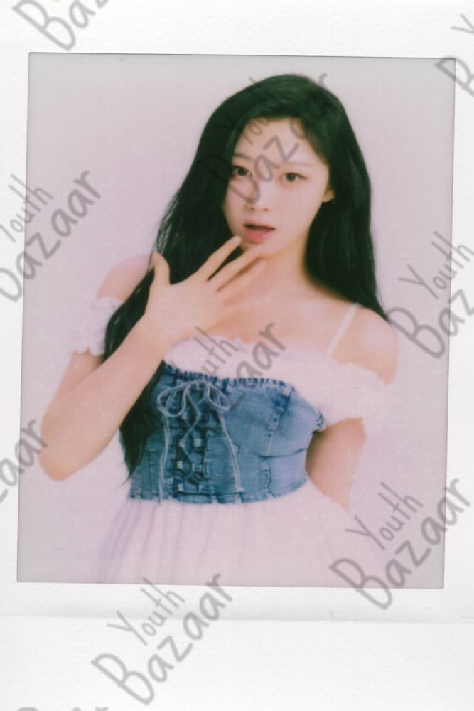 Giselle - Aespa Live Tour 2023 'synk Hyper Line' in Japan Special Edition Random Instant Photo 2
