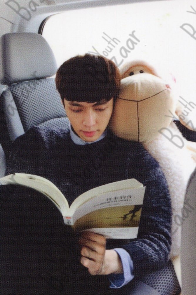 Lay - Love Me Right Korean Ver