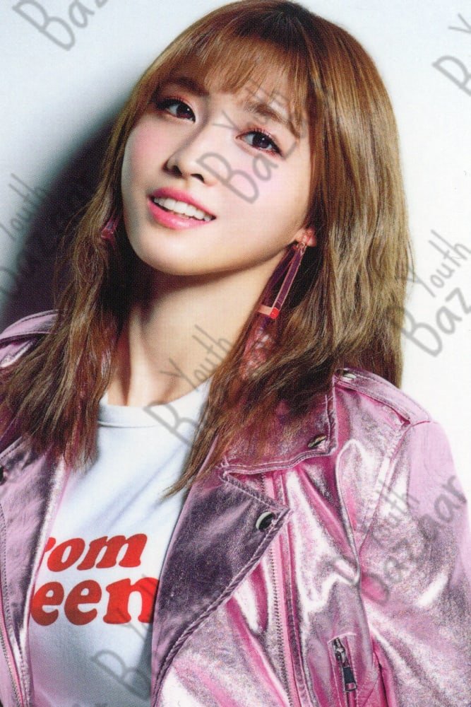 Momo - Twice Hitouch
