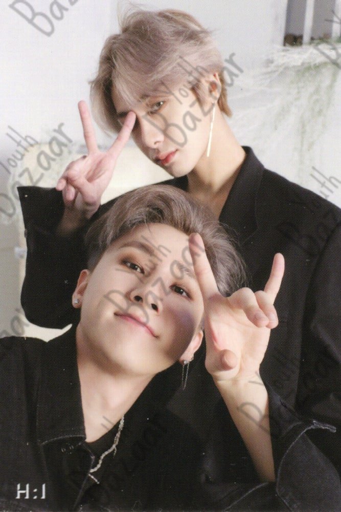 MONSTA X - Are You There 10