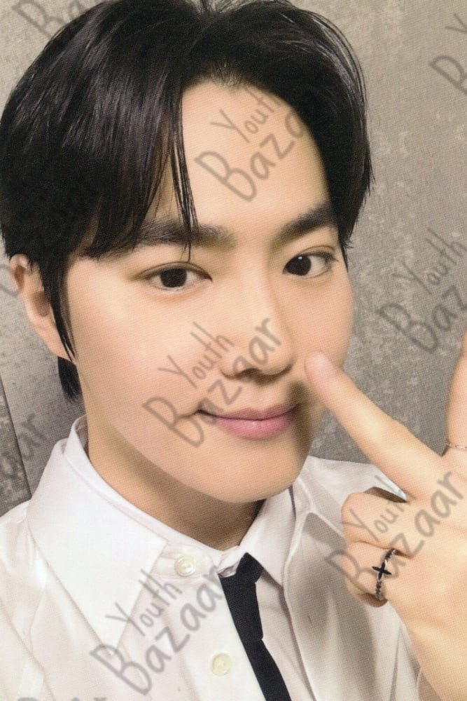 Suho - Exist MU-MO Shop