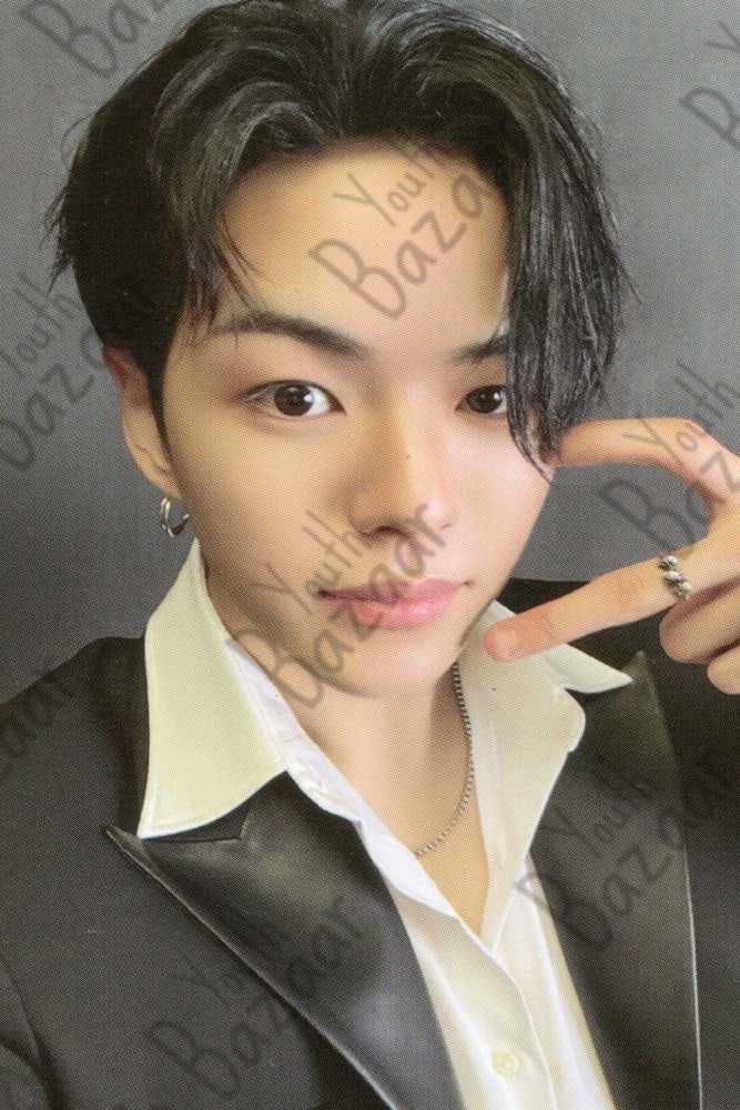 yoon jaehyuk - Reboot Photobook Ver.3