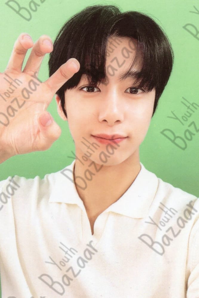 Hyungwon - 2022 Season Greeting Desk Calendar Package