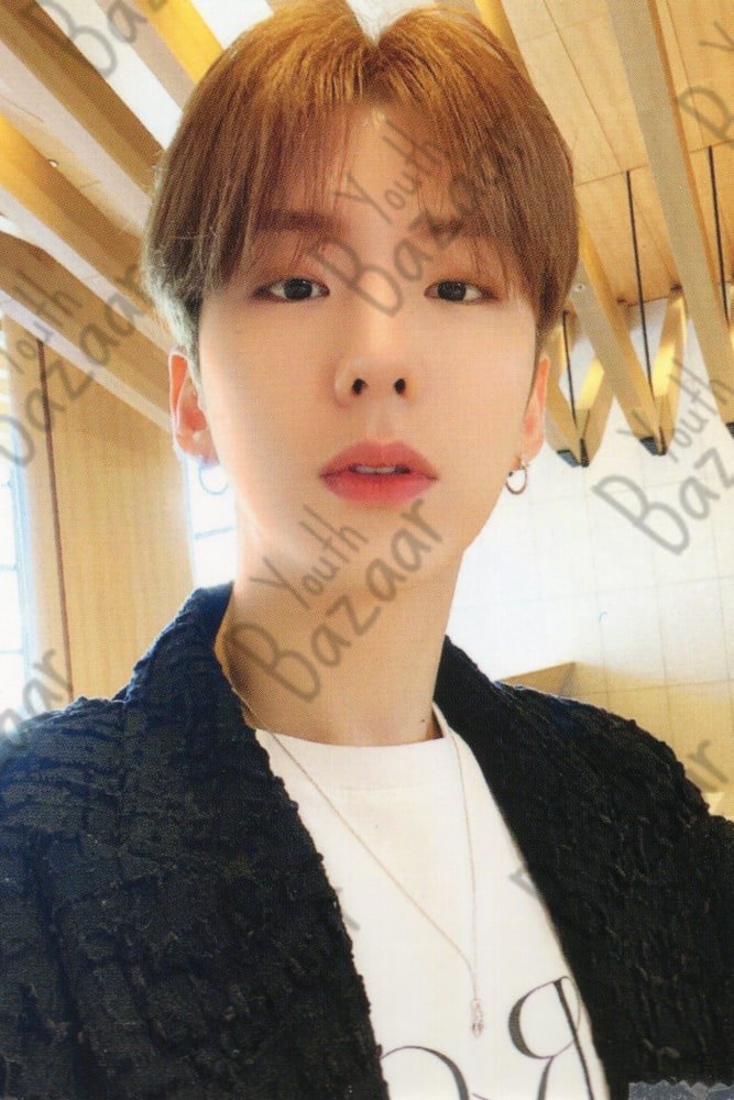 Kihyun - 2022 Monsta X [no Limit] Tour in Seoul Random Photocard Pack 1
