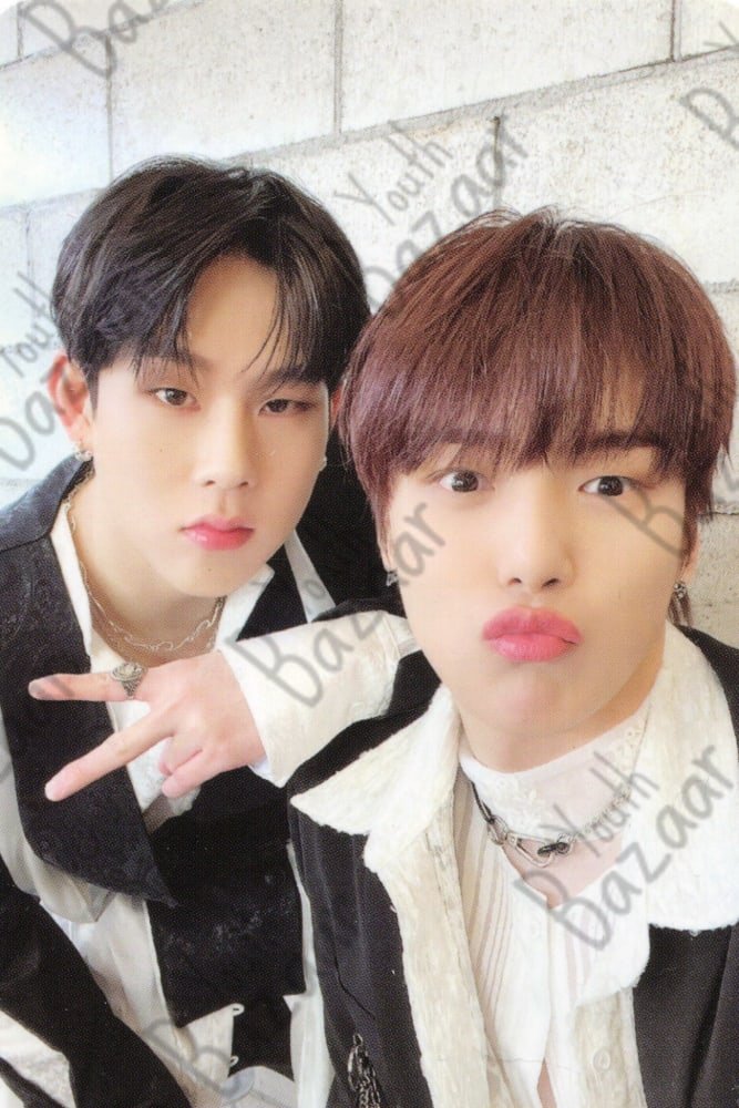 MONSTA X - Shape of Love 1