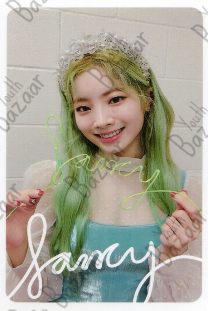 Dahyun - Fancy You 4