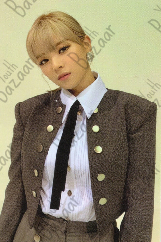 Jeongyeon - Eyes Wide Open 4