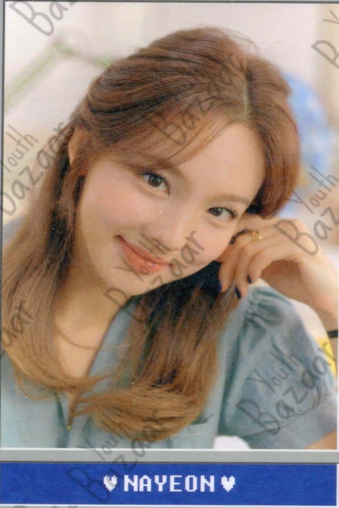 Nayeon - Twice Univ. Fashion Club Trading Card